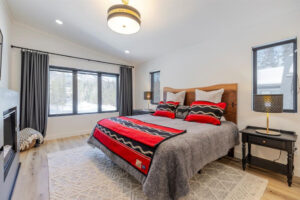 large king in owners suite with views of headwalls